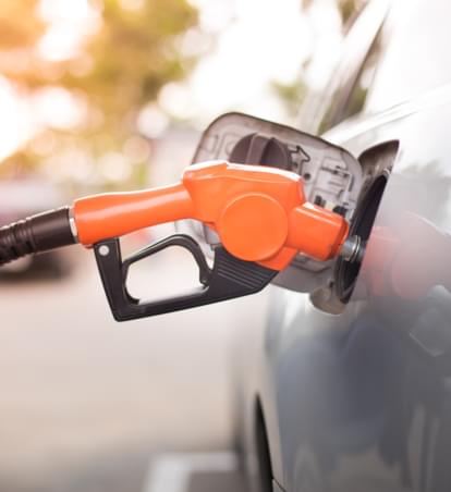 Steigende Benzinpreise: Tipps zum Sparen beim Fahren