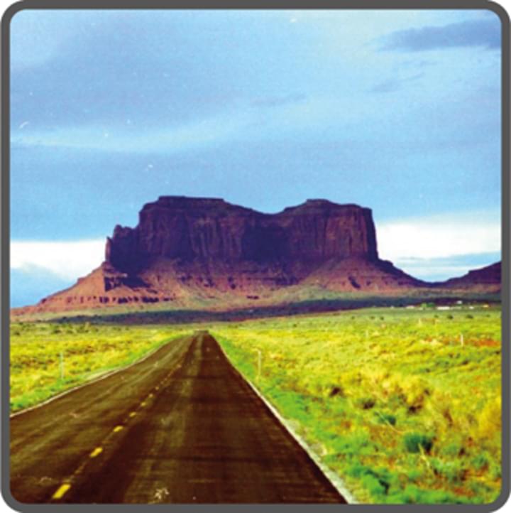 Straße und Berg
