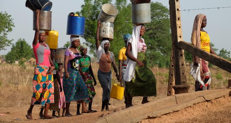 MietwagenCheck unterstützt NGO "Water4Afrika"